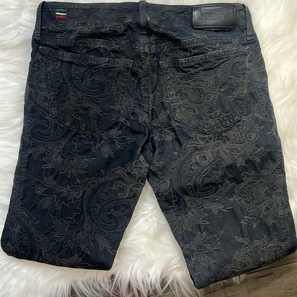 Gently Used Diesel Jeans - Grupee Sz 25 L 32 Women’s - Picture 5 of 9